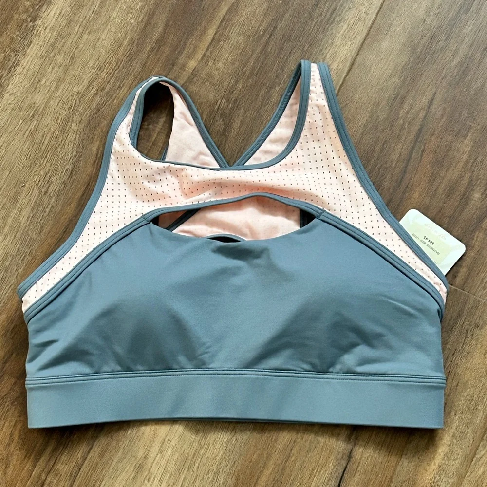 Fabletics medium impact breathable mesh sports bra size Small NWT - Picture 2 of 4